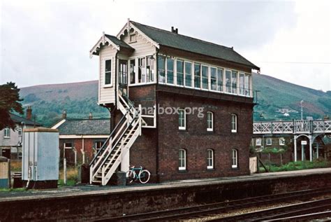 walnut tree junction signal box|walnut tree junction.